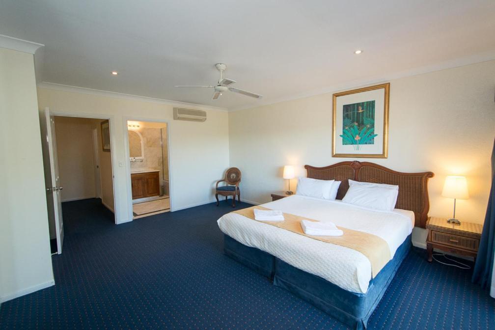 Tinaroo Lake Resort Dış mekan fotoğraf